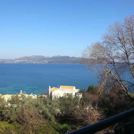 Holiday home Impeccable 4-bed House In
